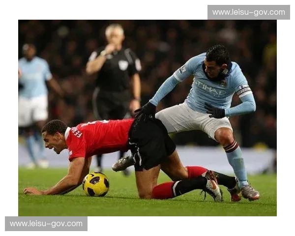 费迪南德 曼联本场不在状态 西汉姆限制住红魔进攻 费迪南德 曼联本场不在状态 西汉姆限制住红魔进攻